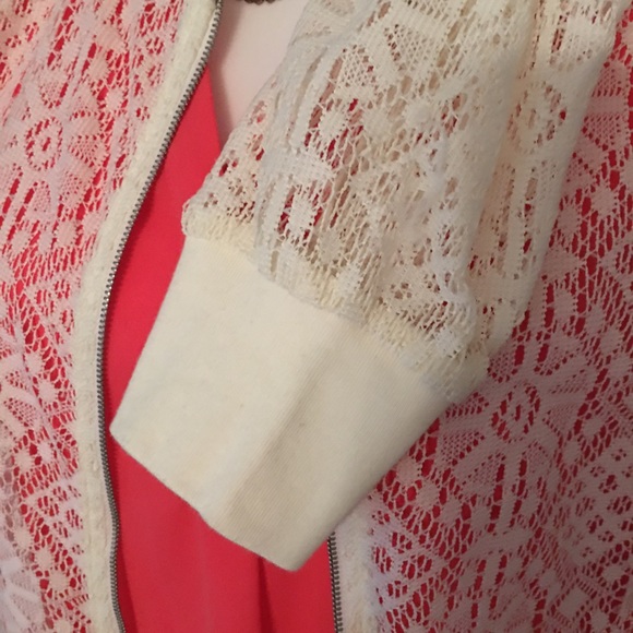 Lace jacket - Picture 2 of 2